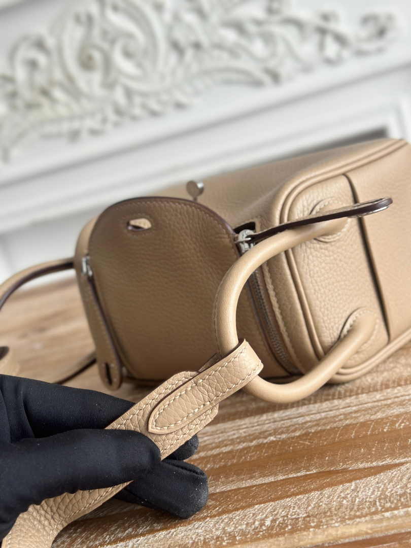 Hermes Lindy Mini Bag Khaki Togo Leather Silver H68635