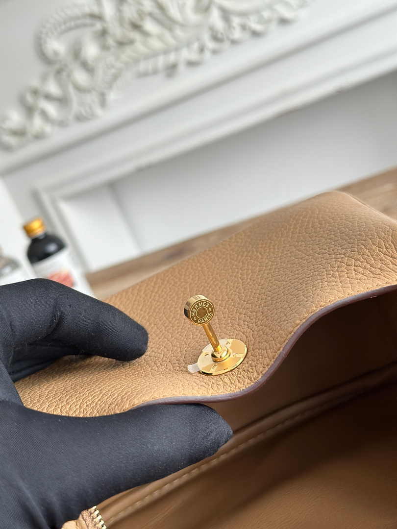 Hermes Lindy Mini Bag Apricot Togo Leather Gold H68648