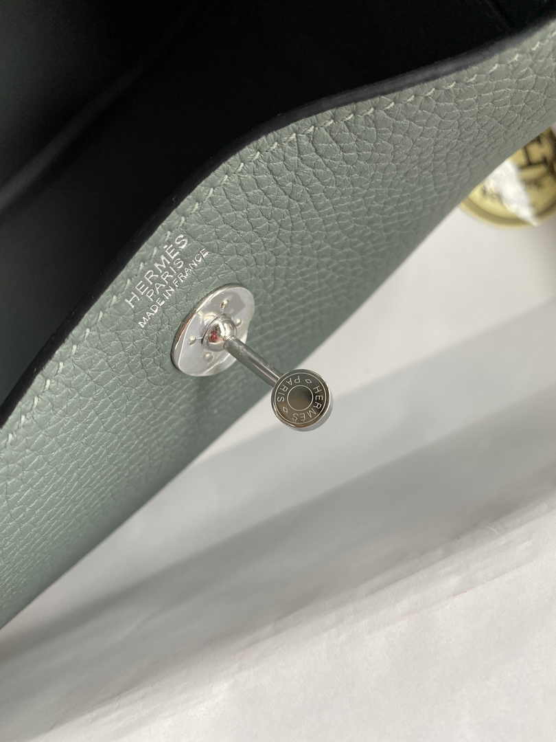 Hermes Lindy Mini Bag Dark Green Togo Leather Silver Hardware H8617