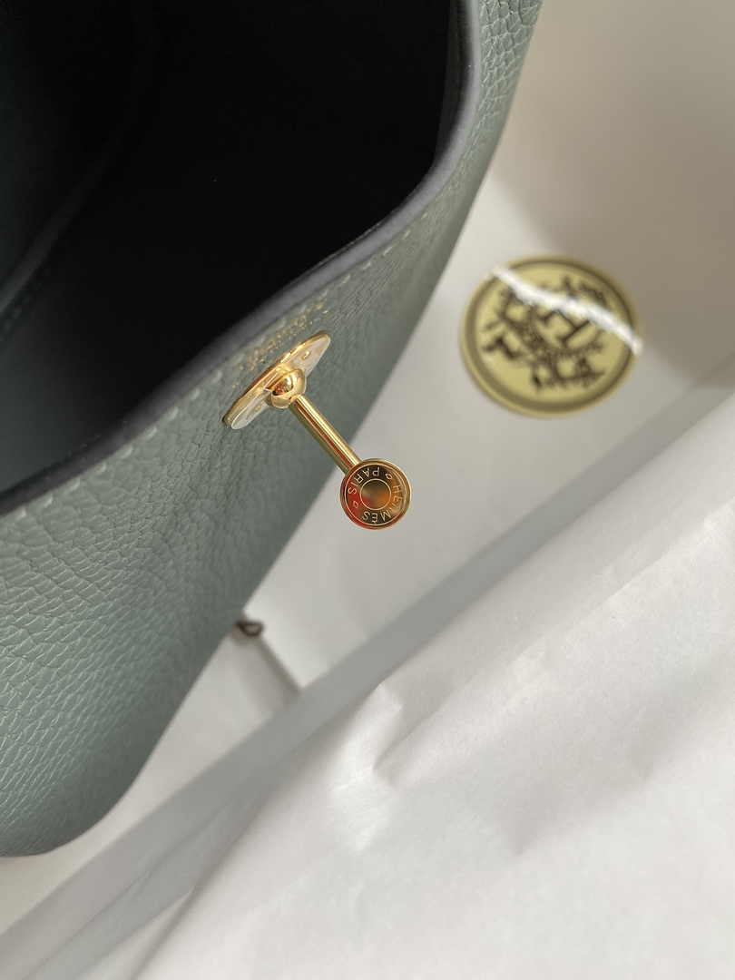 Hermes Lindy Mini Bag Dark Green Togo Leather Gold Hardware H8616