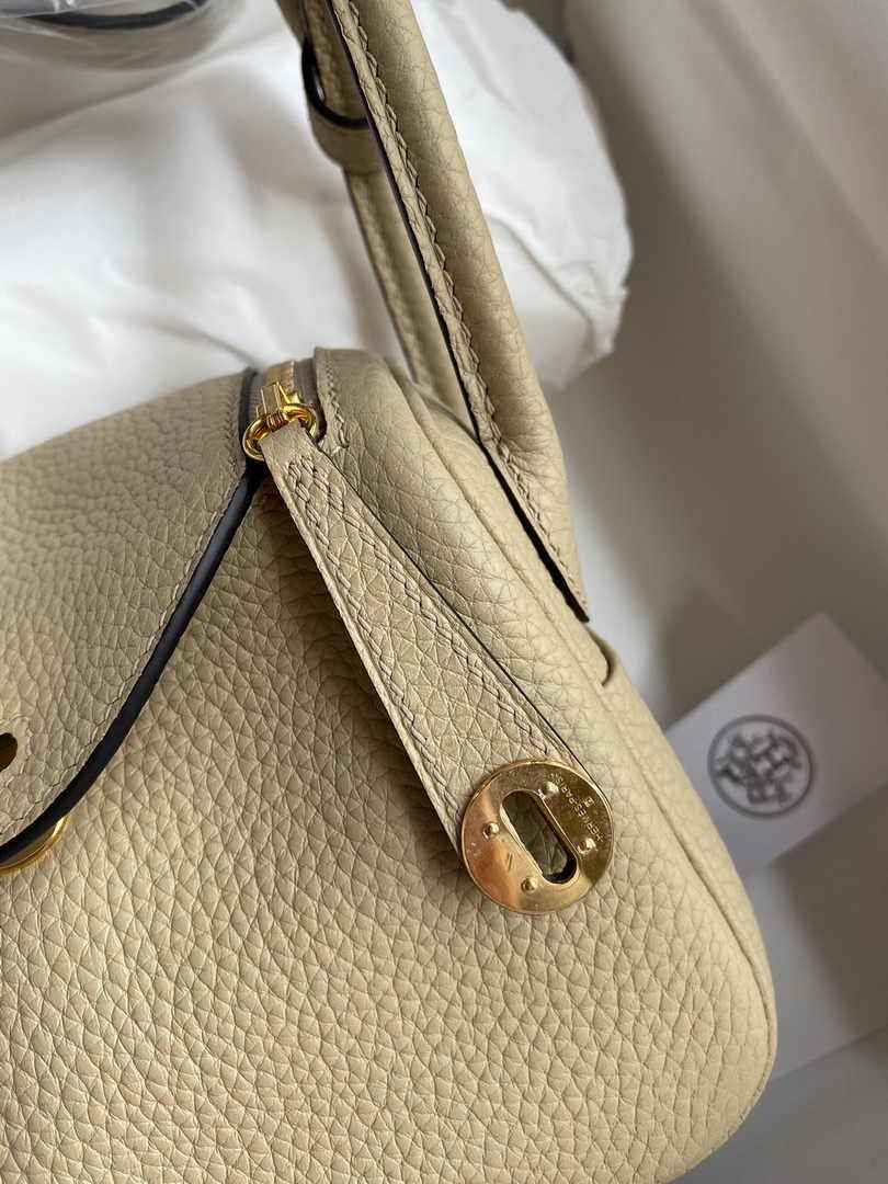Hermes Lindy Mini Bag Apricot Togo Leather Gold Hardware H8618