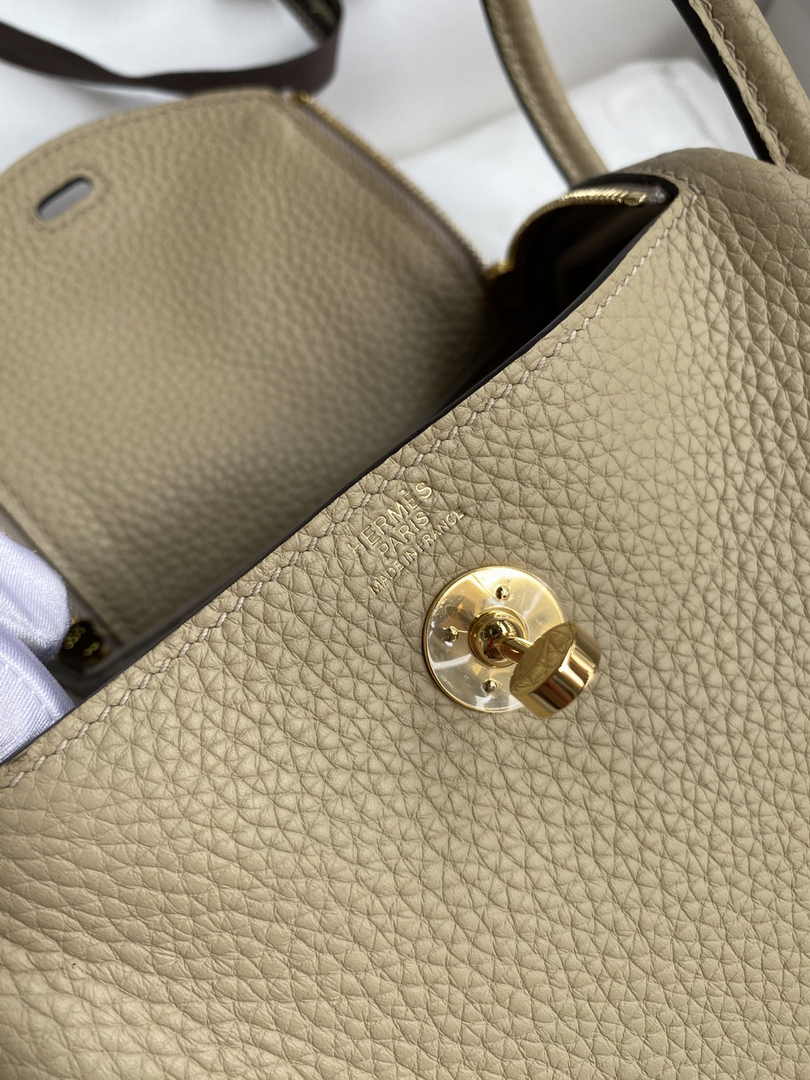 Hermes Lindy Mini Bag Apricot Togo Leather Gold Hardware H8618