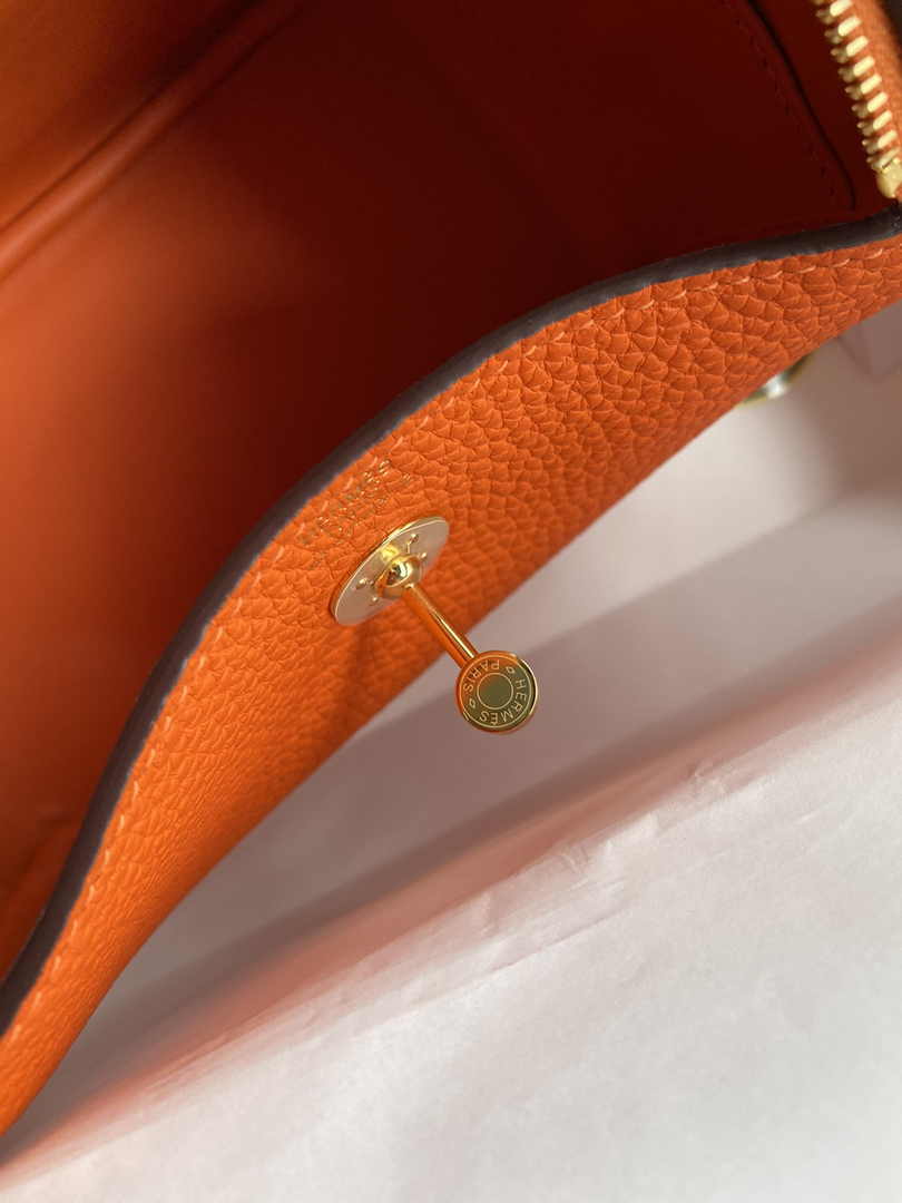 Hermes Lindy Mini Bag Orange Togo Leather Gold Hardware H8632
