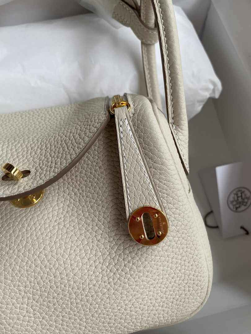 Hermes Lindy Mini Bag Beige Togo Leather Gold Hardware H8638