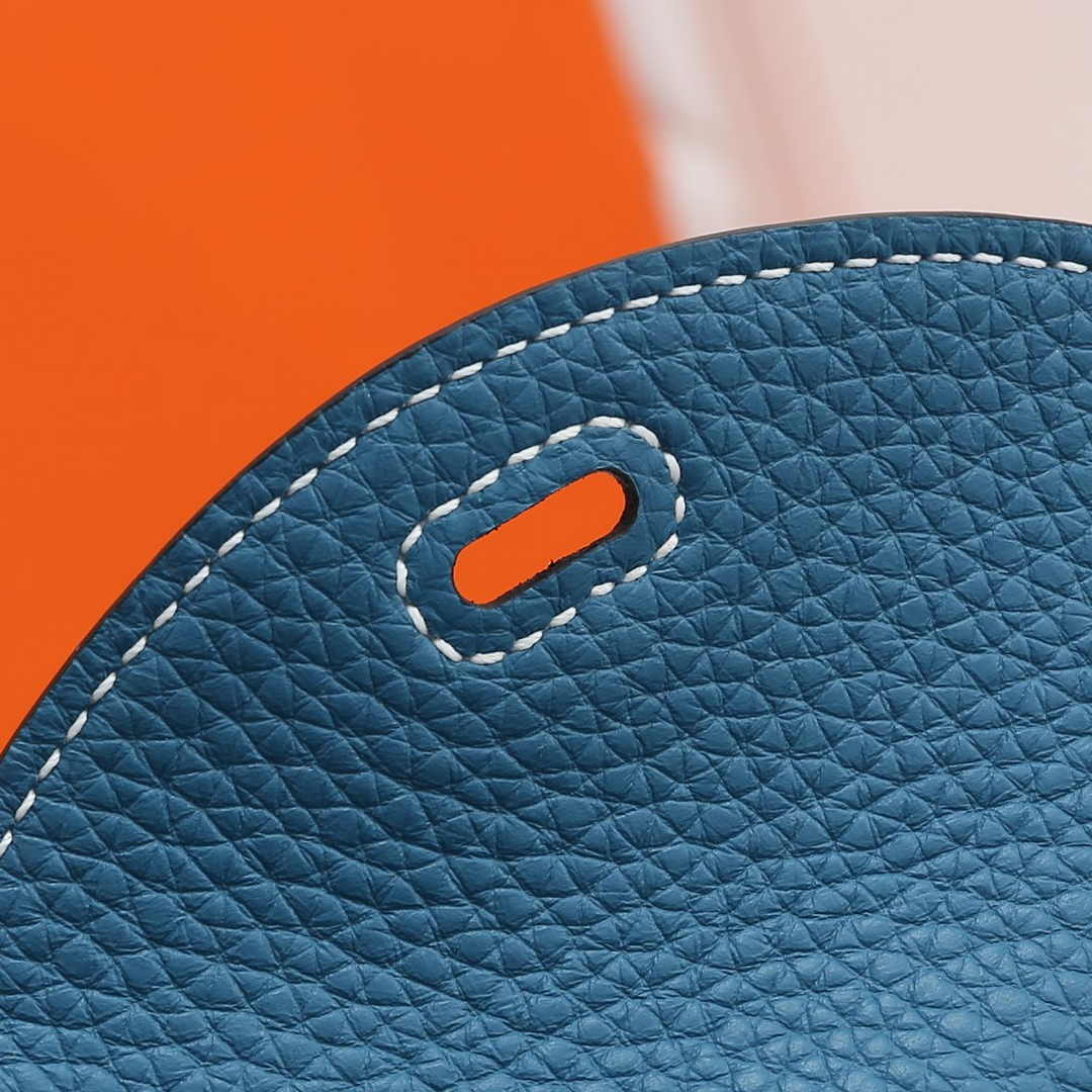 Hermes Lindy Mini Bag Blue Togo Leather Gold Hardware H8609