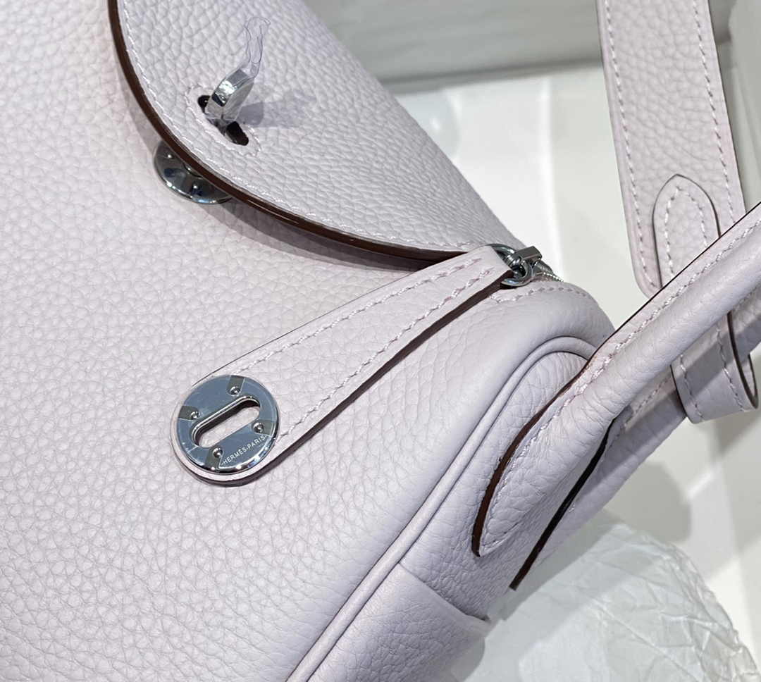 Hermes Lindy Mini Bag Light Purple Togo Leather Gold Hardware H8650