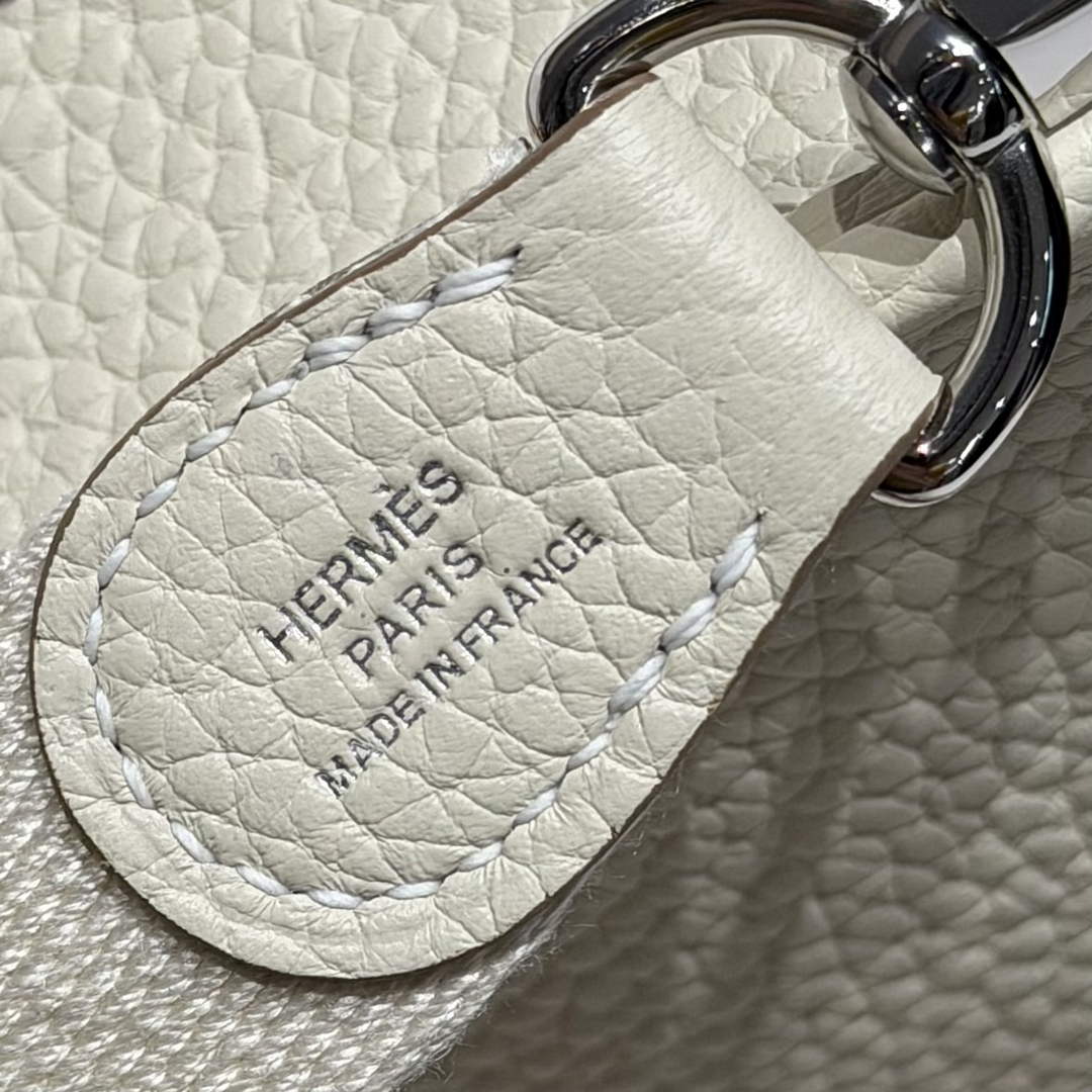 Hermes Mini Evelyne 16 Bag in Taurillon Clemence Leather H069420