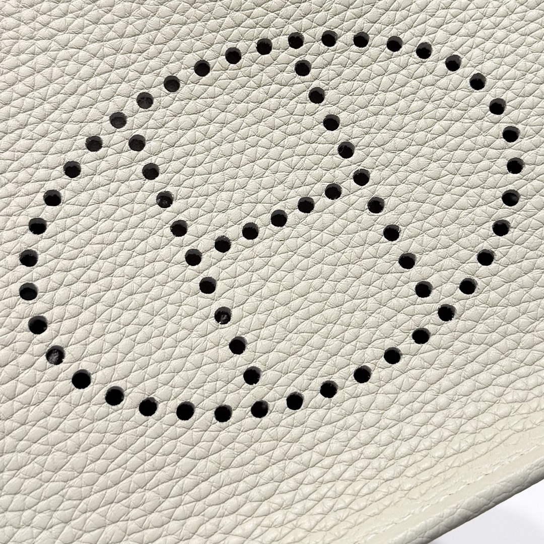 Hermes Mini Evelyne 16 Bag in Taurillon Clemence Leather H069420