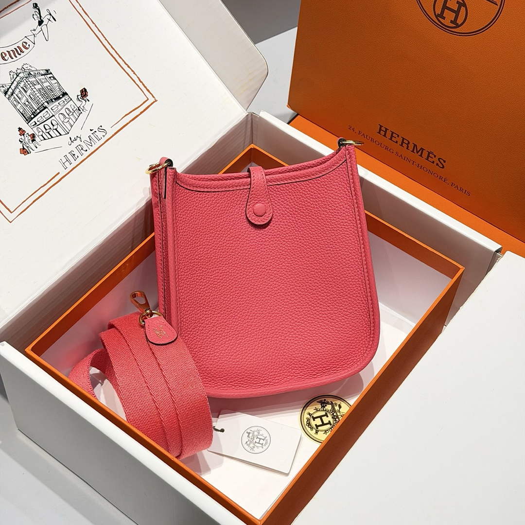Hermes Mini Evelyne 16 Bag in Taurillon Clemence Leather H069434