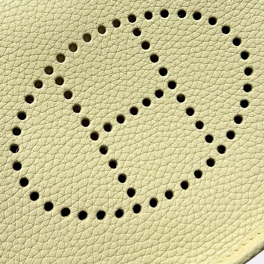 Hermes Mini Evelyne 16 Bag in Taurillon Clemence Leather H069437