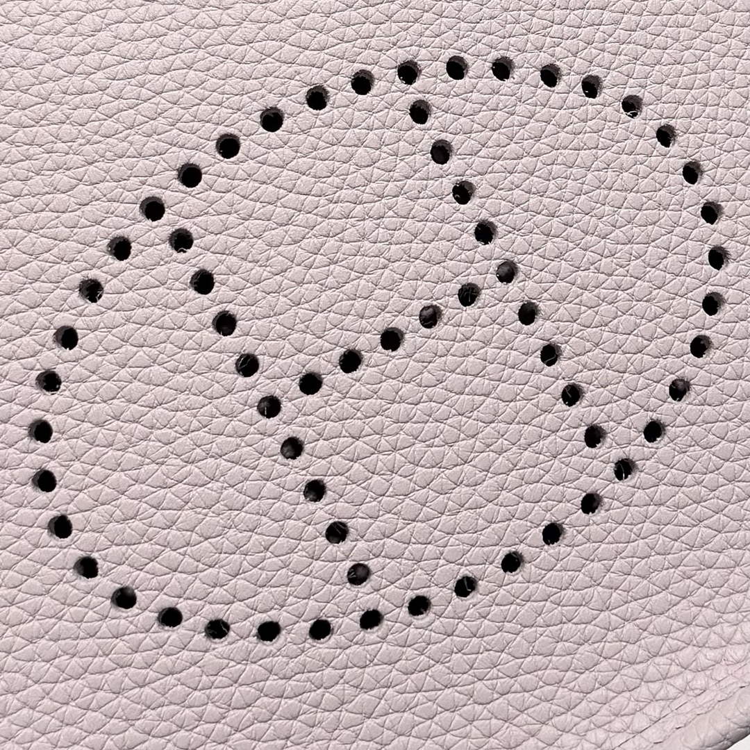 Hermes Mini Evelyne 16 Bag in Taurillon Clemence Leather H069438