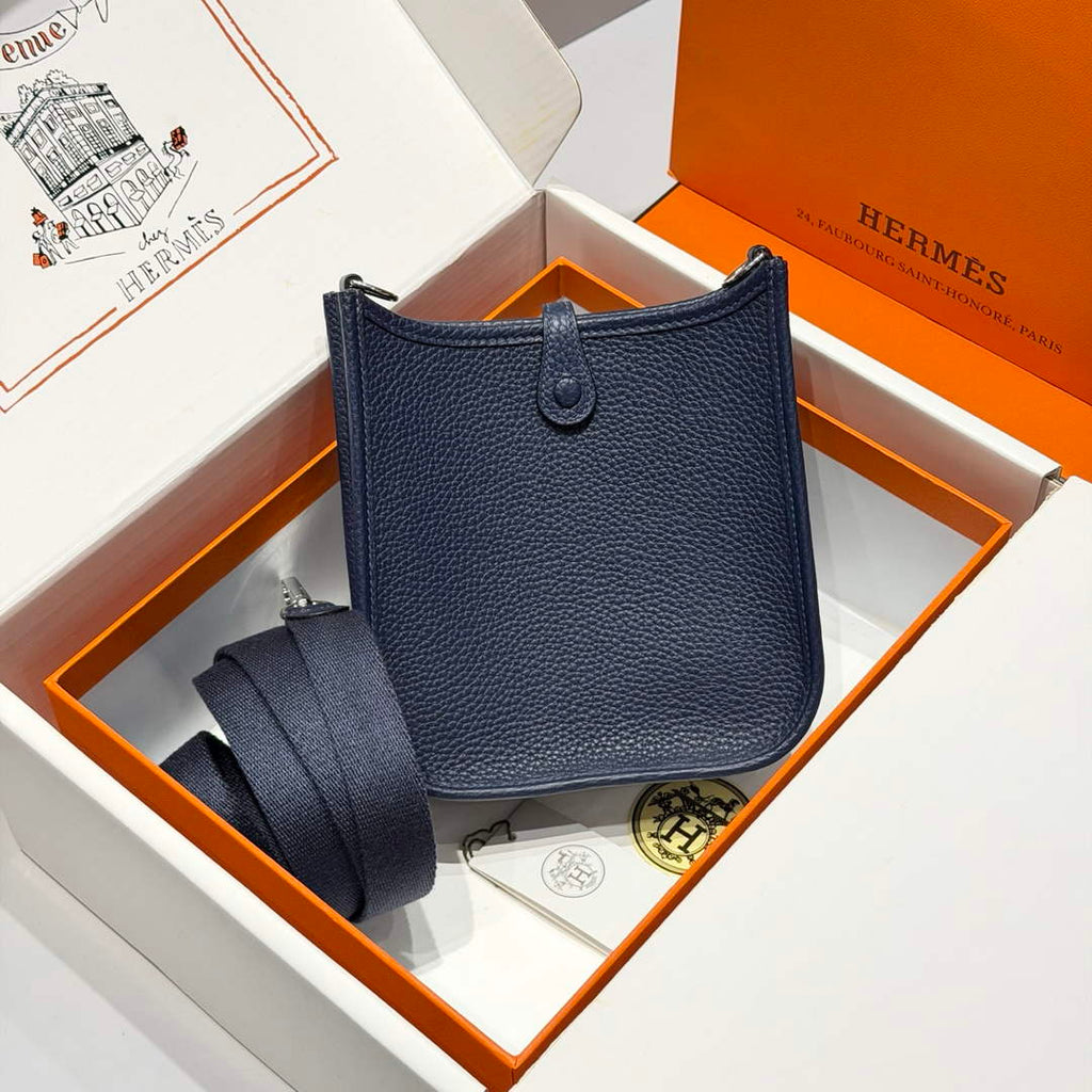 Hermes Mini Evelyne 16 Bag in Taurillon Clemence Leather H069439