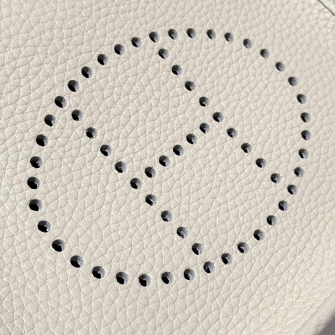 Hermes Mini Evelyne 16 Bag in Taurillon Clemence Leather H069421