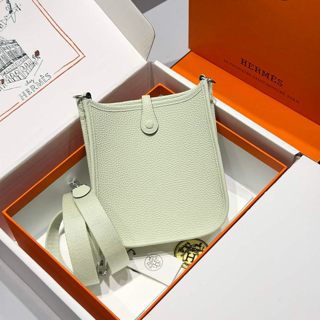 Hermes Mini Evelyne 16 Bag in Taurillon Clemence Leather H069454