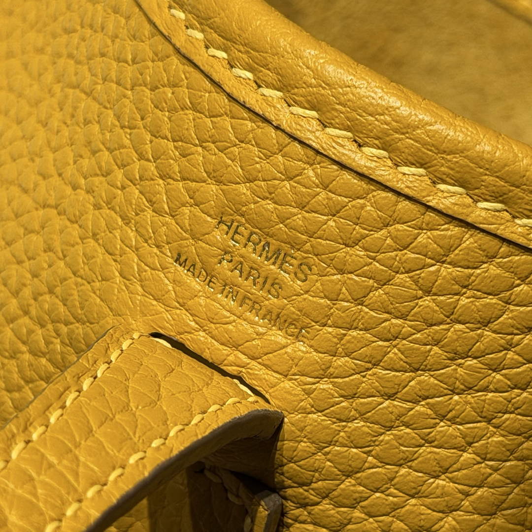 Hermes Mini Evelyne 16 Bag in Taurillon Clemence Leather H069440