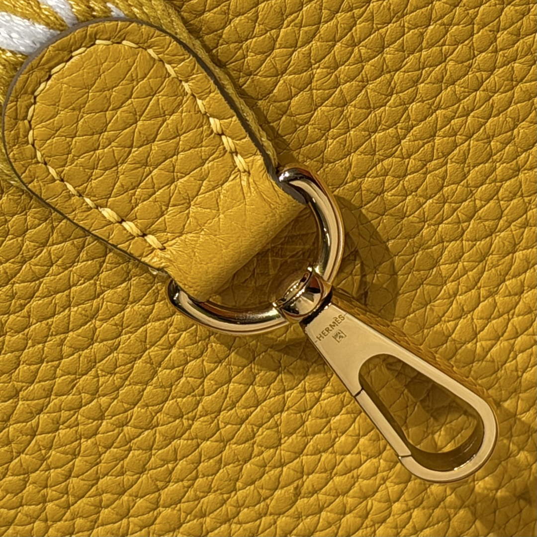 Hermes Mini Evelyne 16 Bag in Taurillon Clemence Leather H069440