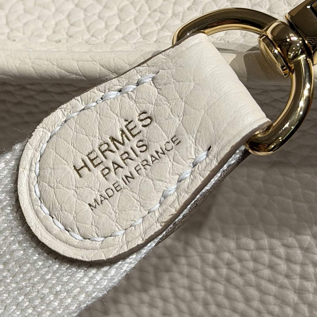 Hermes Mini Evelyne 16 Bag in Taurillon Clemence Leather H069421