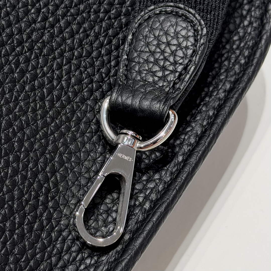 Hermes Mini Evelyne 16 Bag in Taurillon Clemence Leather H069435