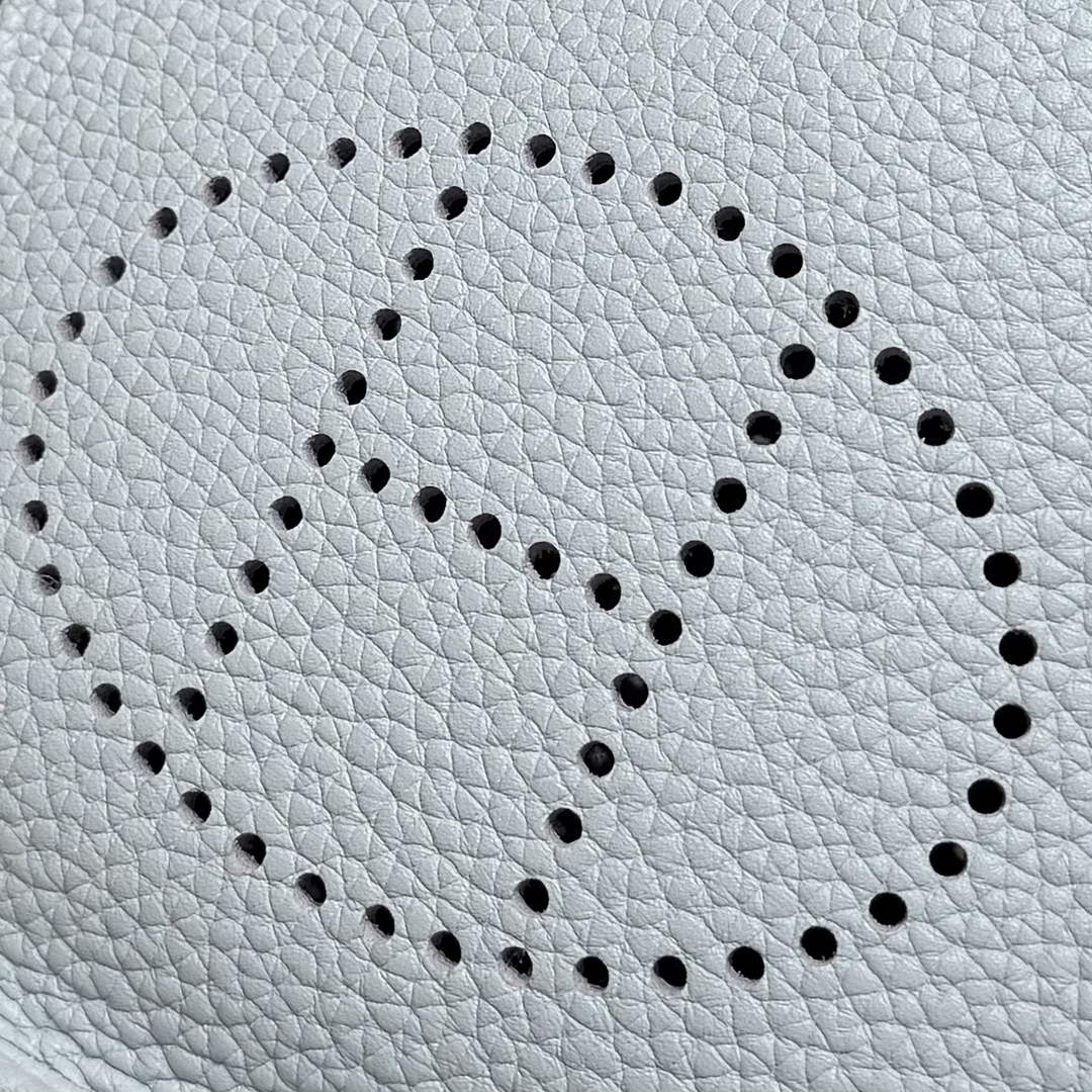 Hermes Mini Evelyne 16 Bag in Taurillon Clemence Leather H069441