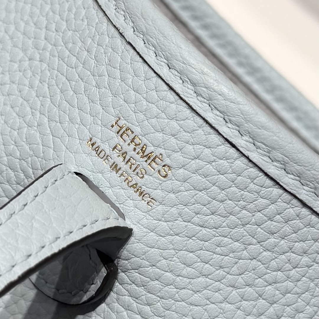 Hermes Mini Evelyne 16 Bag in Taurillon Clemence Leather H069442