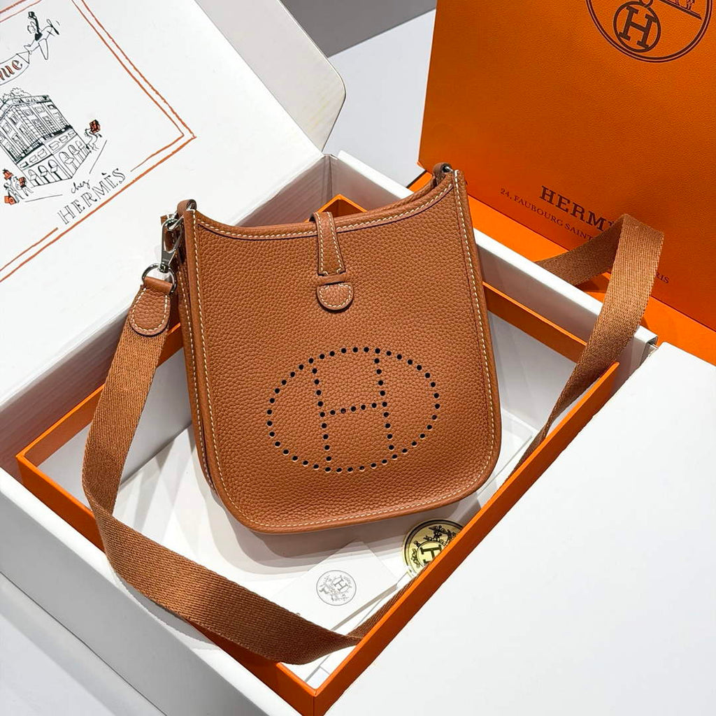 Hermes Mini Evelyne 16 Bag in Taurillon Clemence Leather H069430