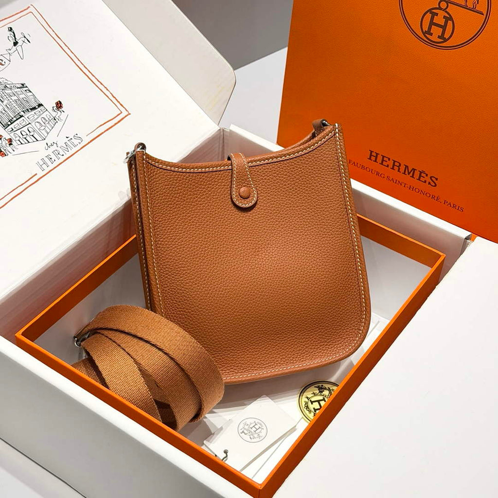 Hermes Mini Evelyne 16 Bag in Taurillon Clemence Leather H069430
