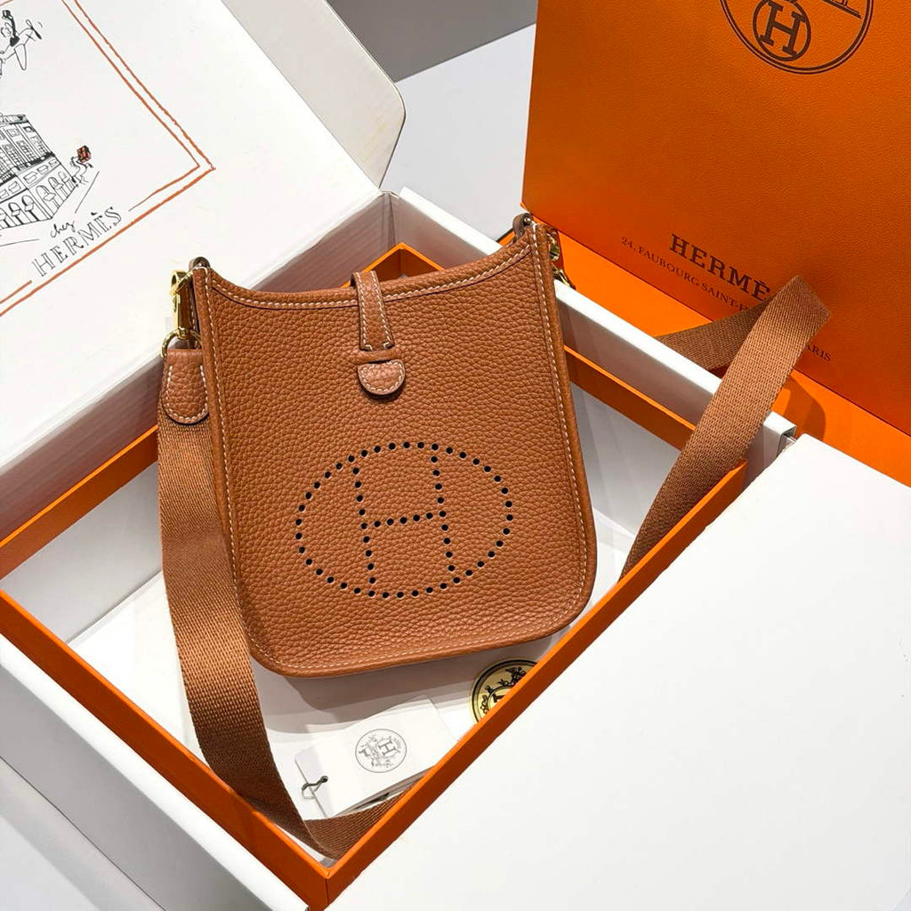 Hermes Mini Evelyne 16 Bag in Taurillon Clemence Leather H069431
