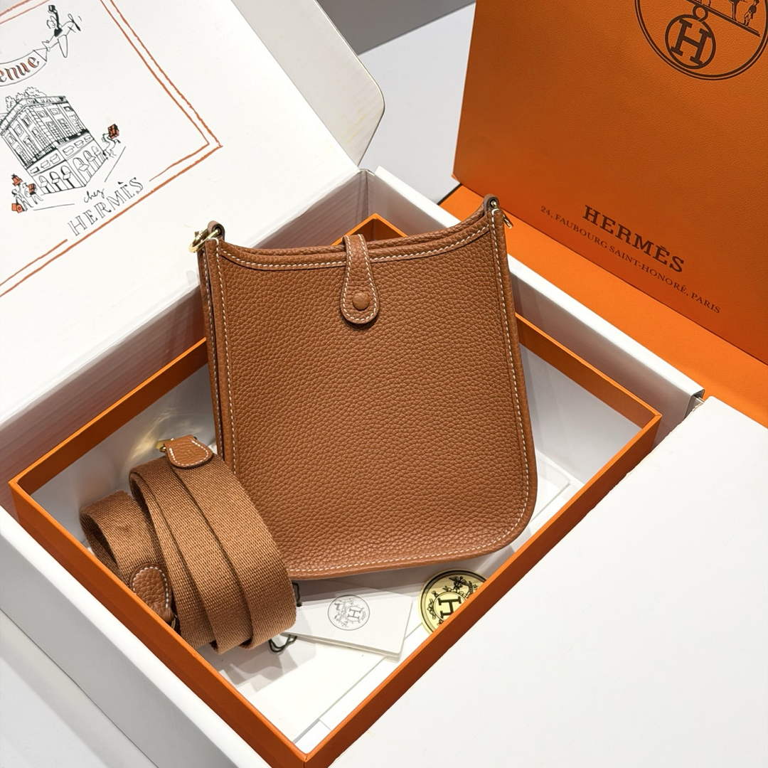 Hermes Mini Evelyne 16 Bag in Taurillon Clemence Leather H069431
