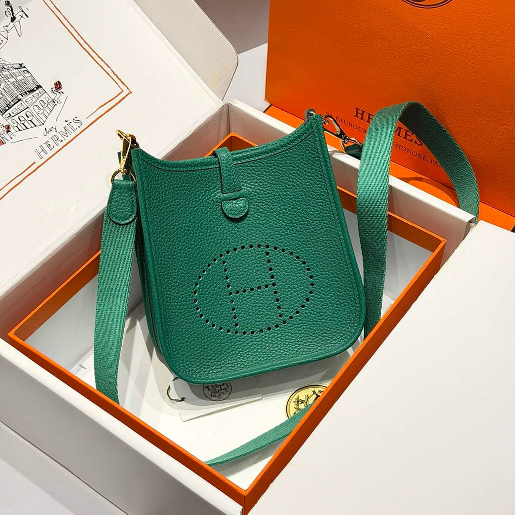 Hermes Mini Evelyne 16 Bag in Taurillon Clemence Leather H069422