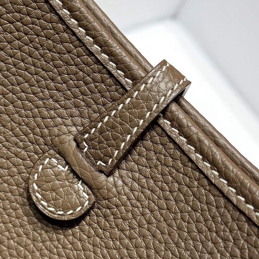 Hermes Mini Evelyne 16 Bag in Taurillon Clemence Leather H069444