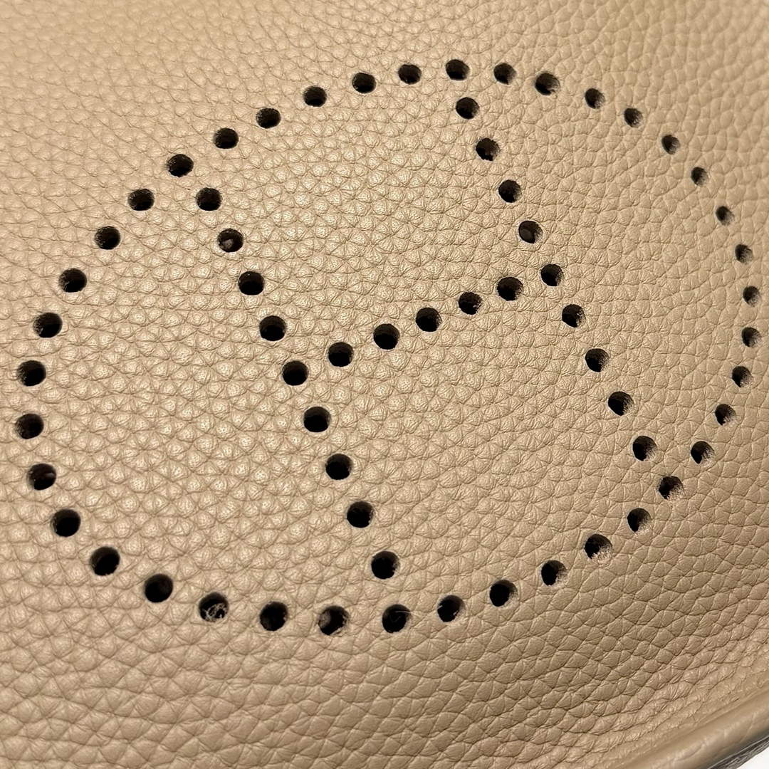 Hermes Mini Evelyne 16 Bag in Taurillon Clemence Leather H069445
