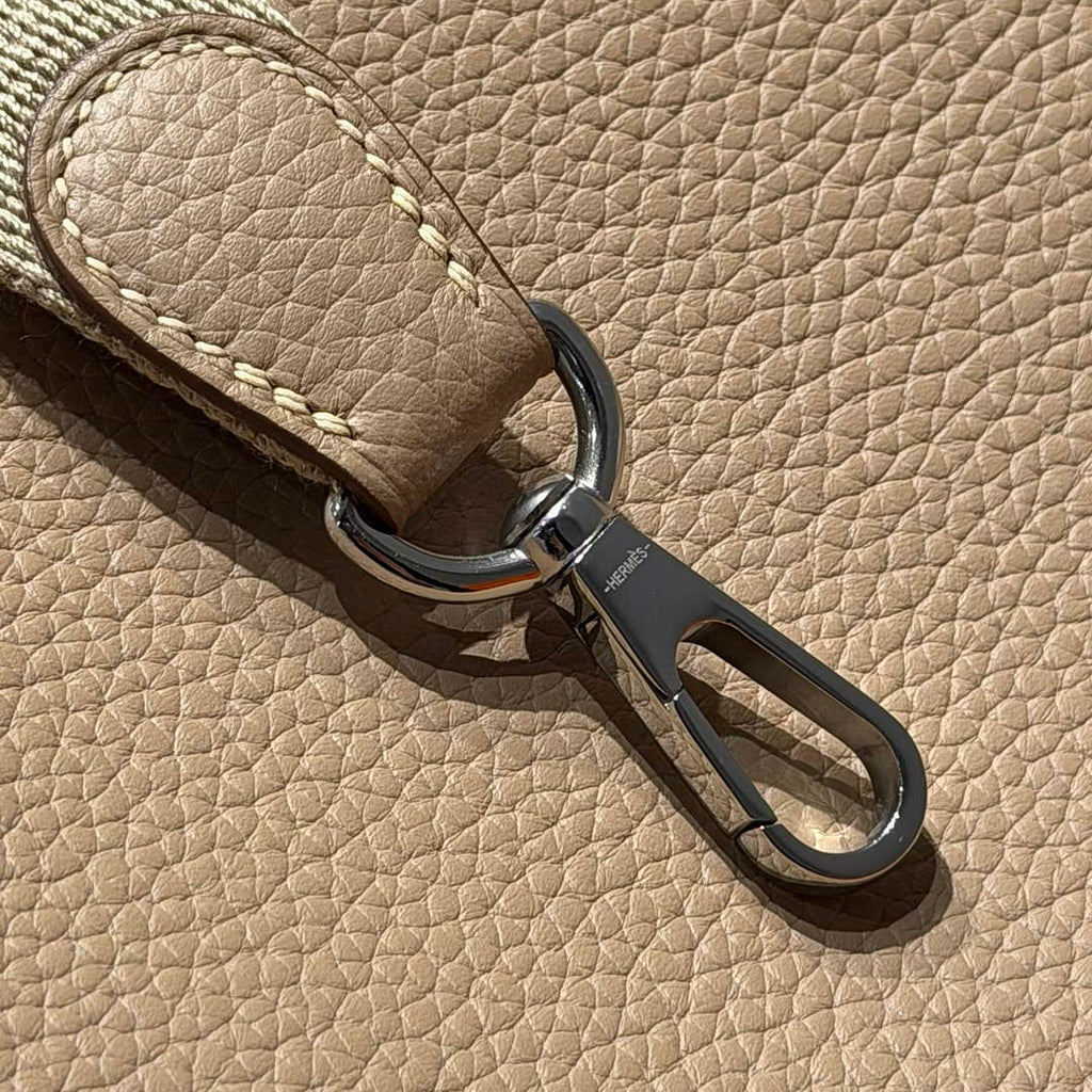 Hermes Mini Evelyne 16 Bag in Taurillon Clemence Leather H069445