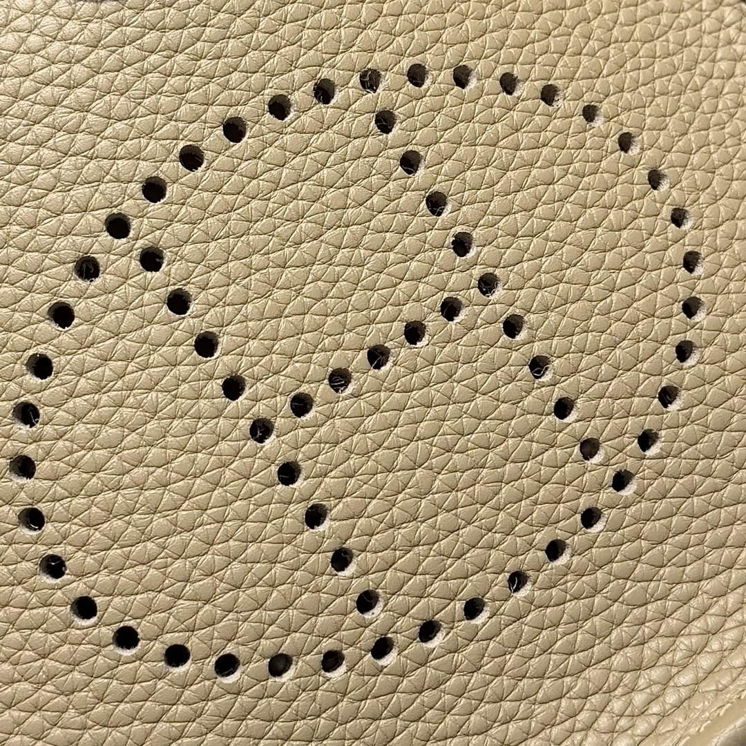 Hermes Mini Evelyne 16 Bag in Taurillon Clemence Leather H069446