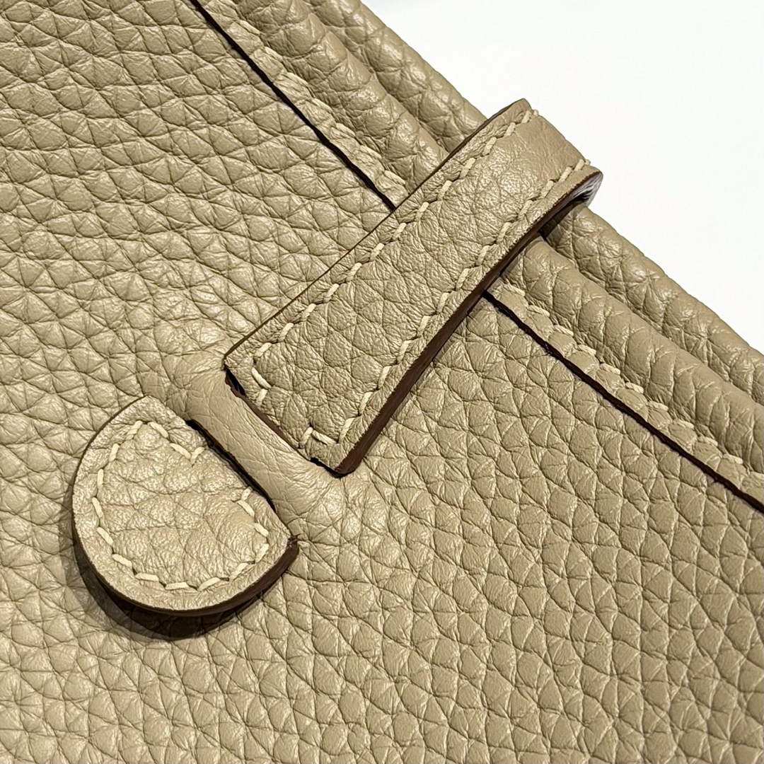 Hermes Mini Evelyne 16 Bag in Taurillon Clemence Leather H069446