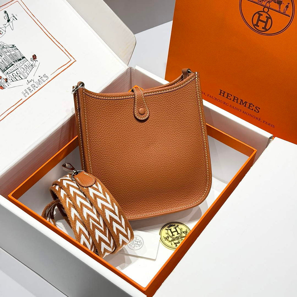 Hermes Mini Evelyne 16 Bag in Taurillon Clemence Leather H069450