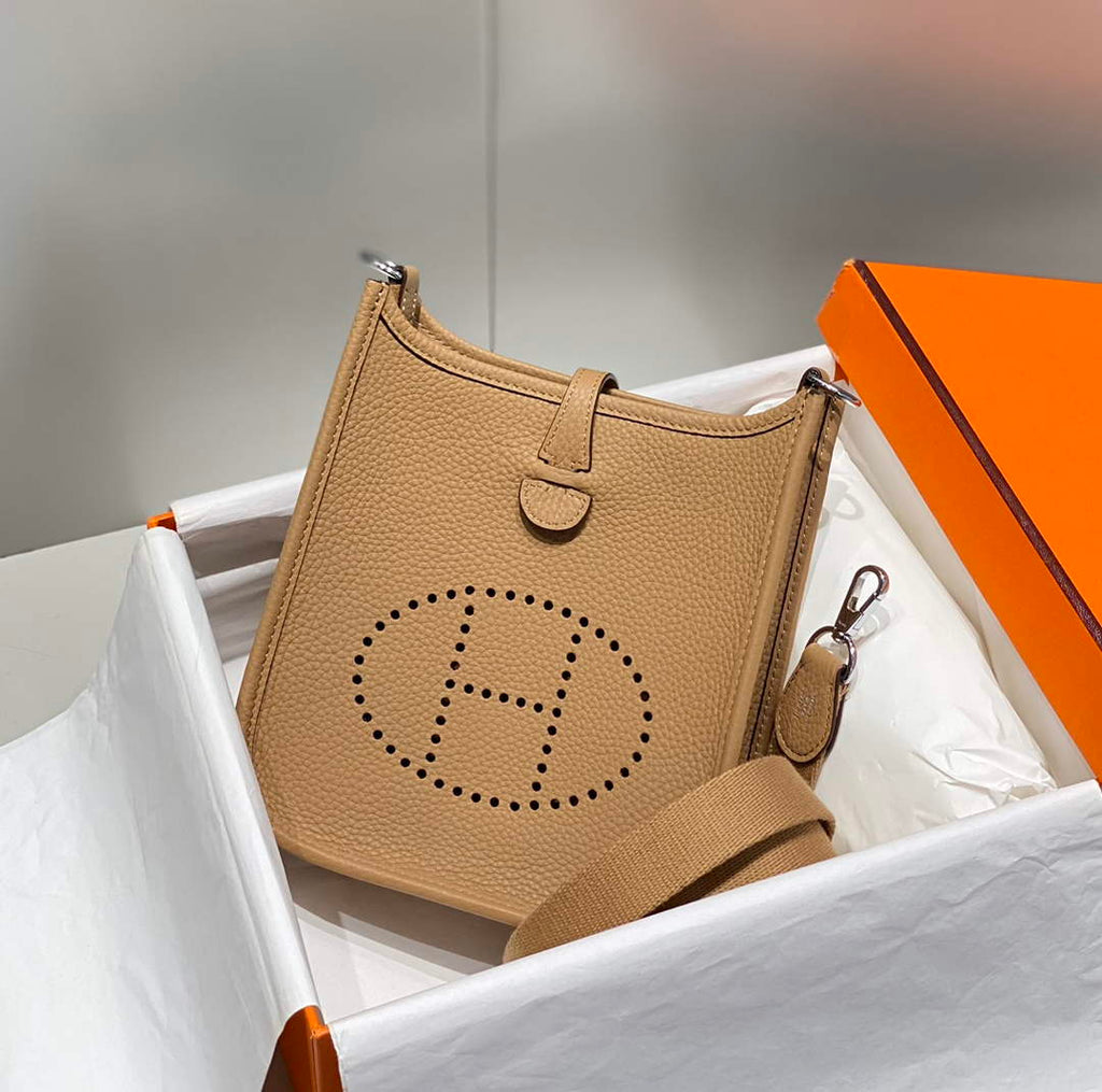 Hermes Mini Evelyne 16 Bag in Taurillon Clemence Leather H069455