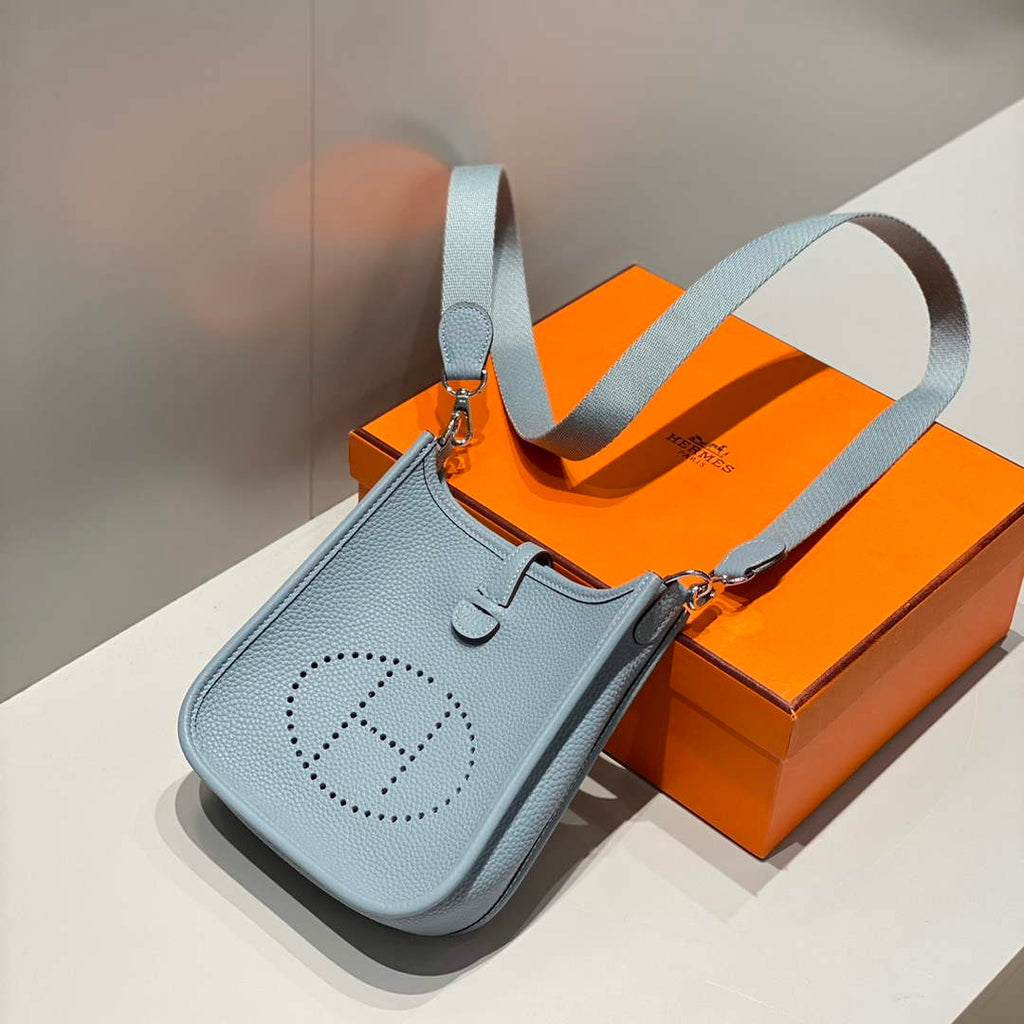 Hermes Mini Evelyne 16 Bag in Taurillon Clemence Leather H069452