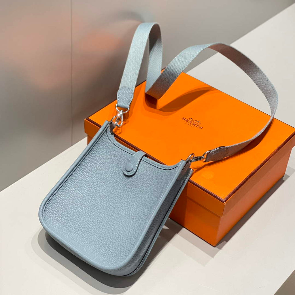 Hermes Mini Evelyne 16 Bag in Taurillon Clemence Leather H069452