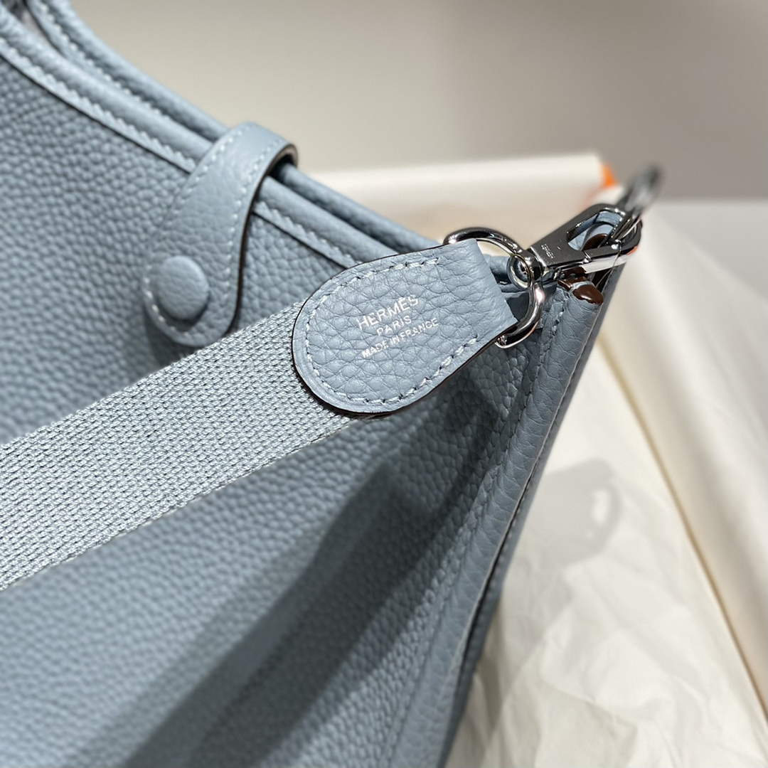 Hermes Mini Evelyne 16 Bag in Taurillon Clemence Leather H069452