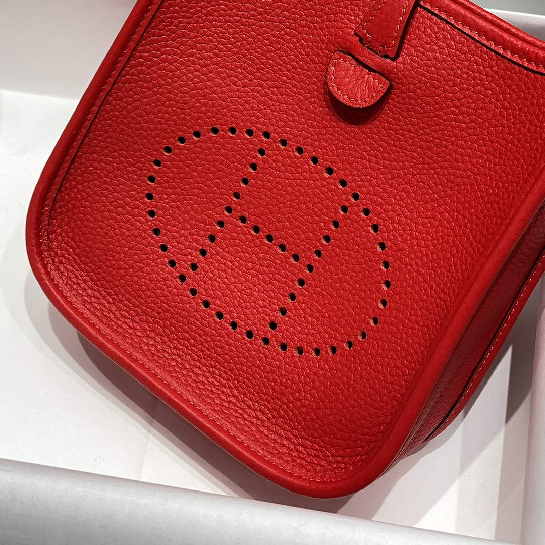 Hermes Mini Evelyne 16 Bag in Taurillon Clemence Leather H069424