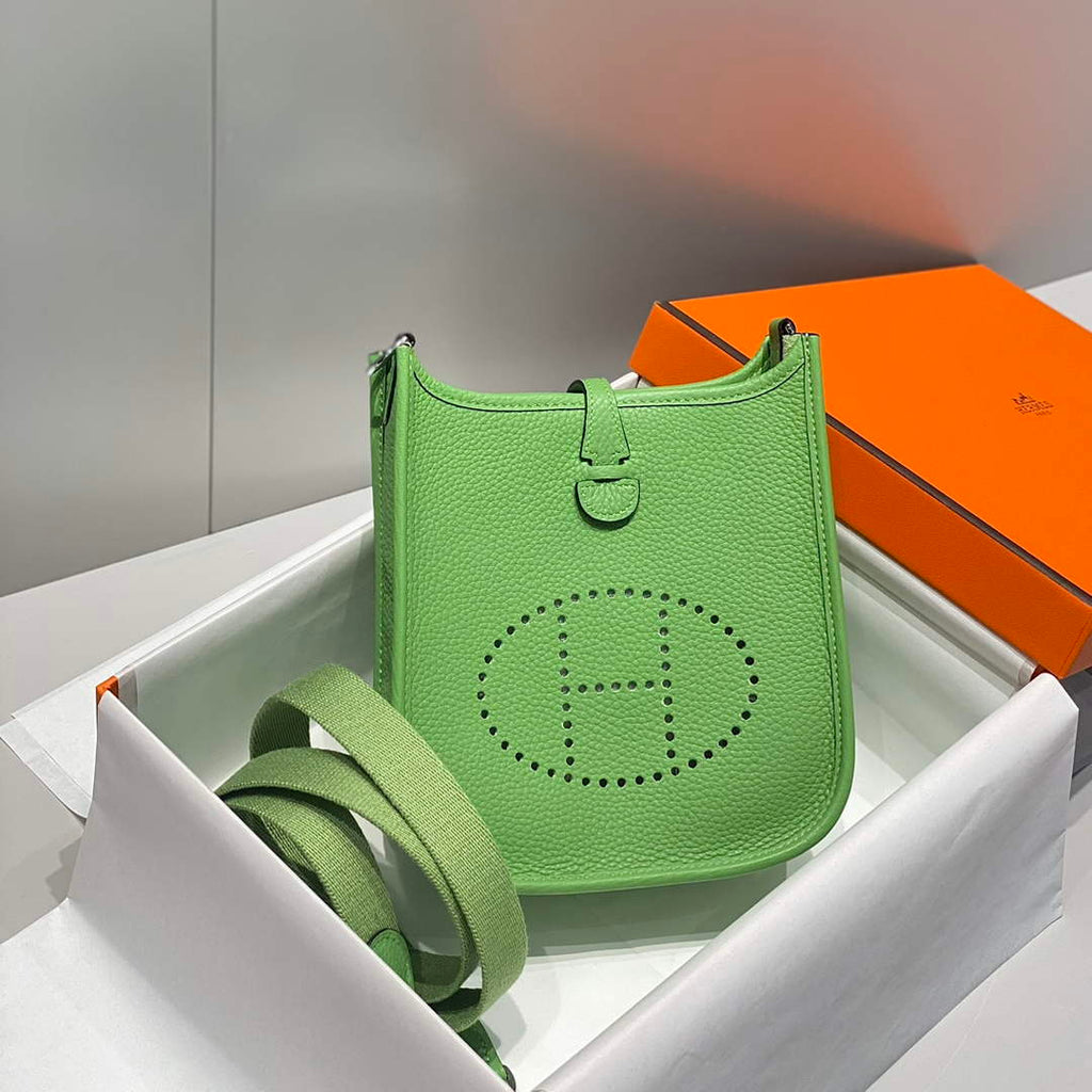 Hermes Mini Evelyne 16 Bag in Taurillon Clemence Leather H069457