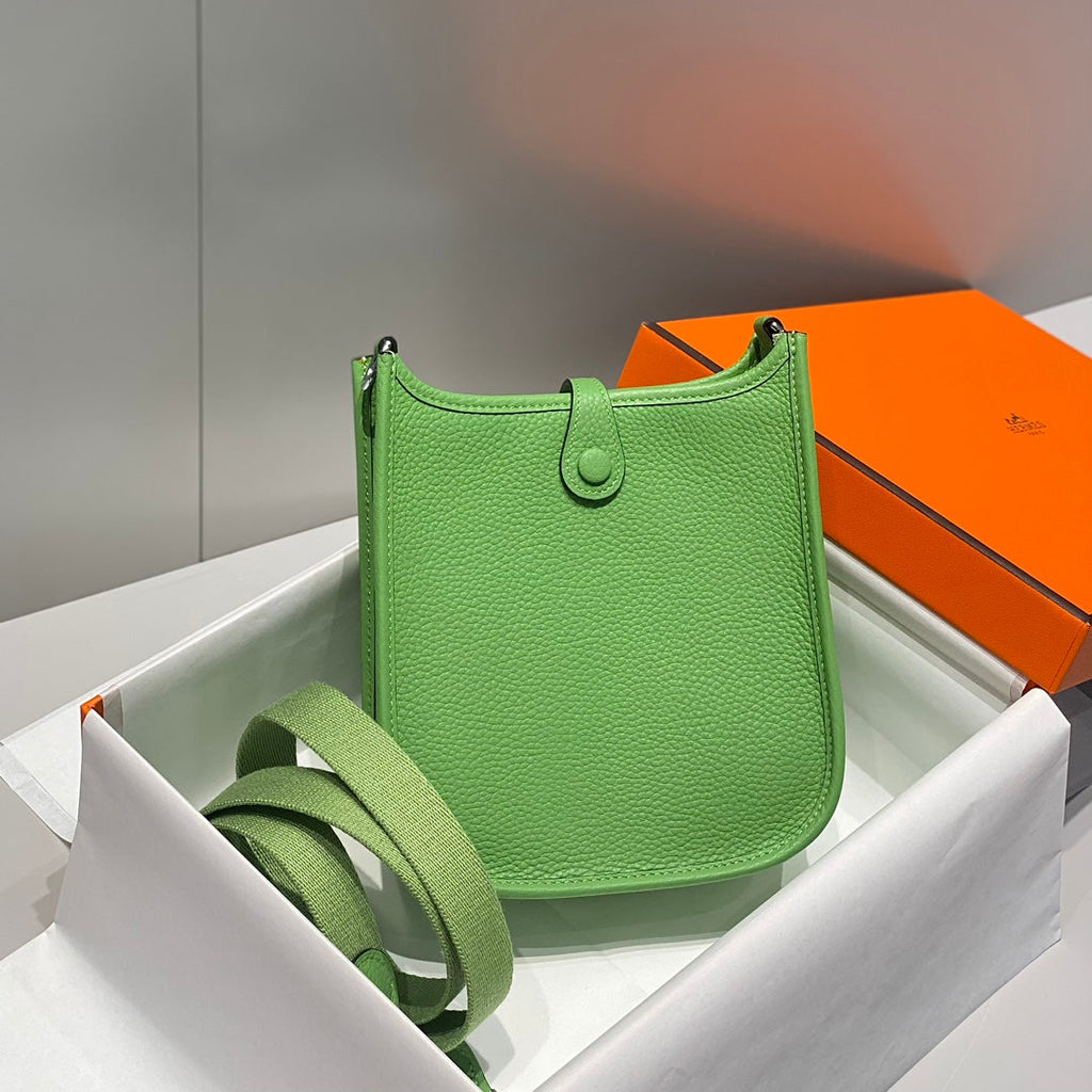 Hermes Mini Evelyne 16 Bag in Taurillon Clemence Leather H069457