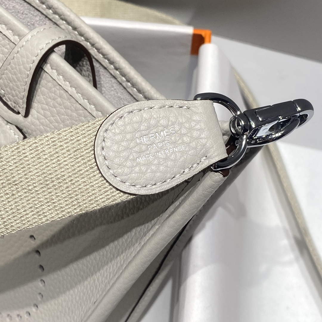 Hermes Mini Evelyne 16 Bag in Taurillon Clemence Leather H069458