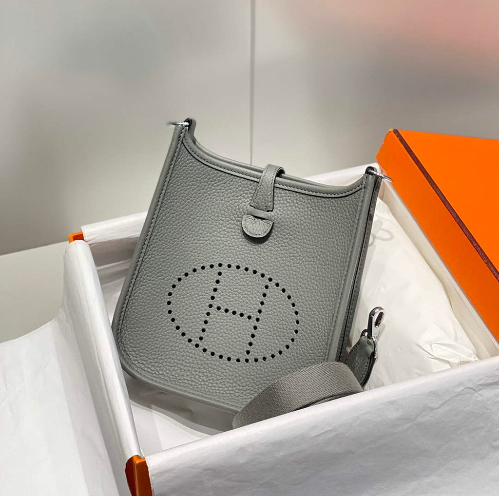 Hermes Mini Evelyne 16 Bag in Taurillon Clemence Leather H069459