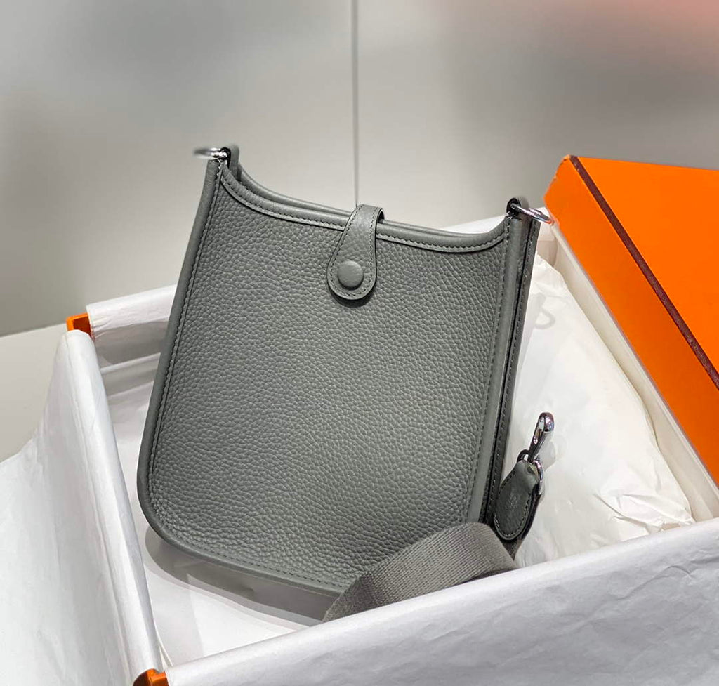 Hermes Mini Evelyne 16 Bag in Taurillon Clemence Leather H069459