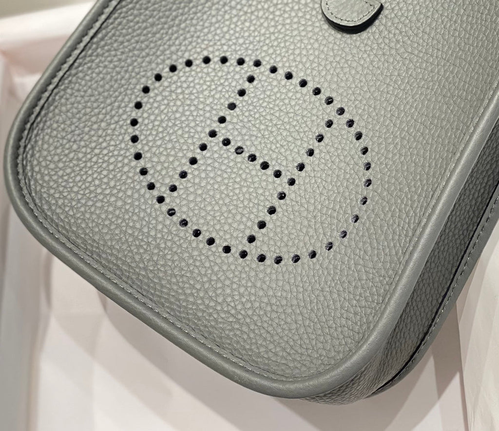 Hermes Mini Evelyne 16 Bag in Taurillon Clemence Leather H069459