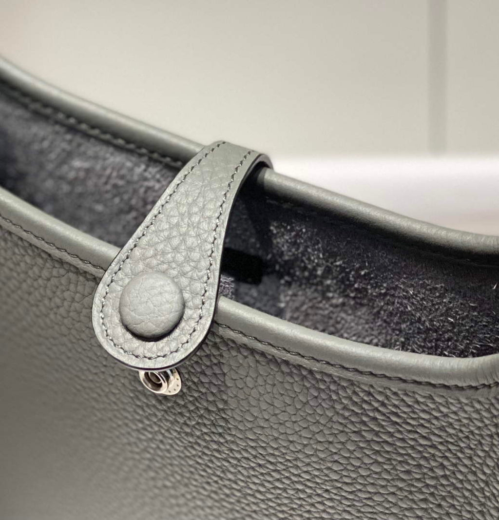 Hermes Mini Evelyne 16 Bag in Taurillon Clemence Leather H069459