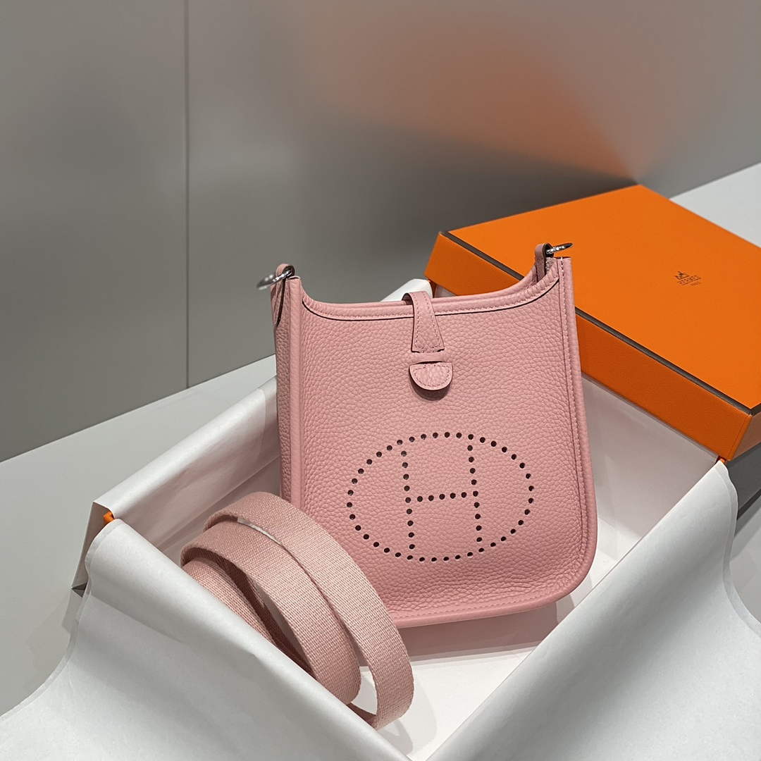 Hermes Mini Evelyne 16 Bag in Taurillon Clemence Leather H069461