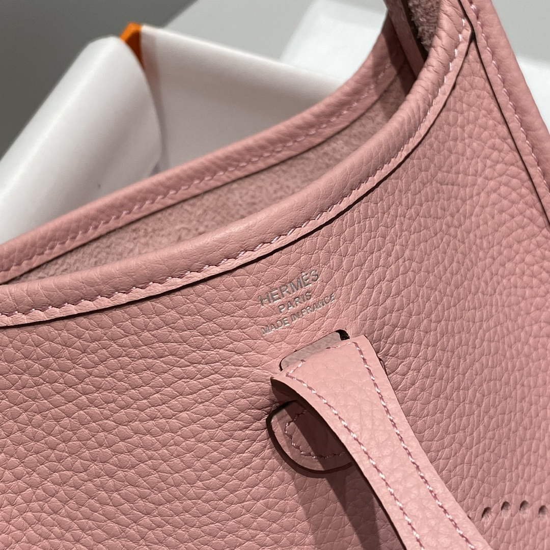 Hermes Mini Evelyne 16 Bag in Taurillon Clemence Leather H069461