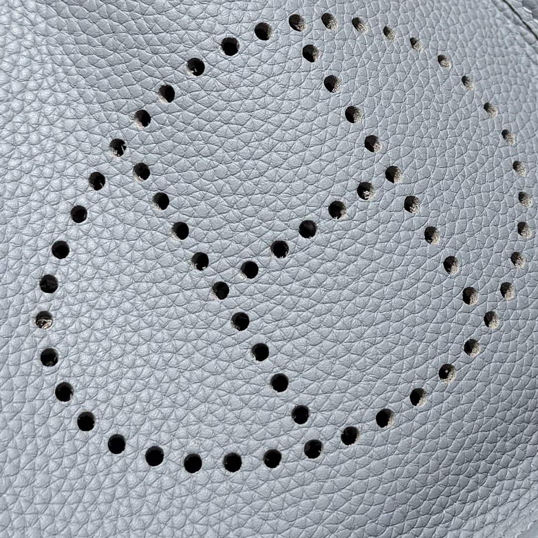 Hermes Mini Evelyne 16 Bag in Taurillon Clemence Leather H069451